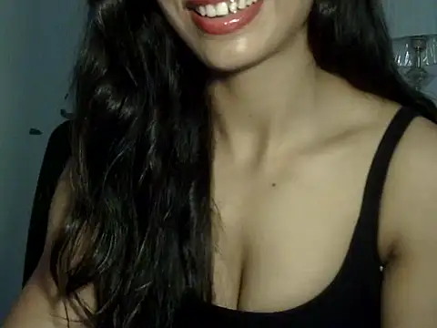 lusty_tanu webcam