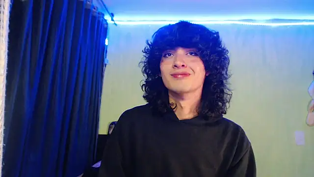 Naomi_uwu webcam