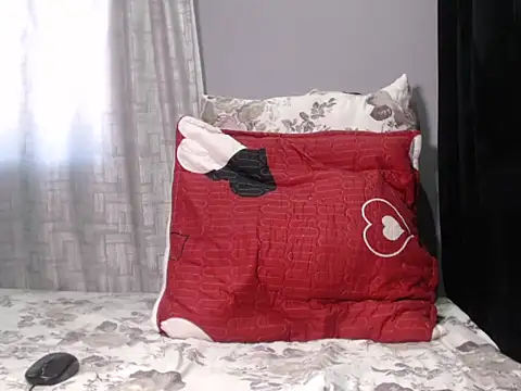 Lizzy_boo24 webcam