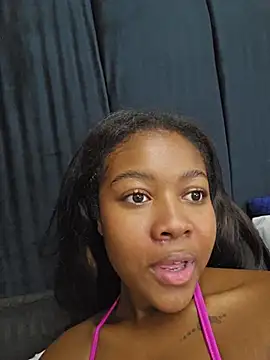 OriannaJames webcam
