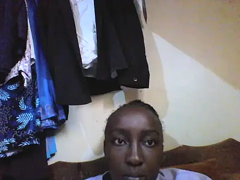 sexyneshy webcam