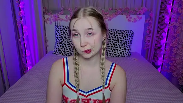 LilyStarlight webcam
