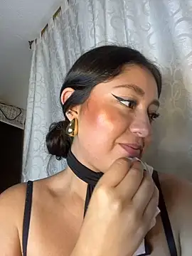 Antonella_Moreau webcam