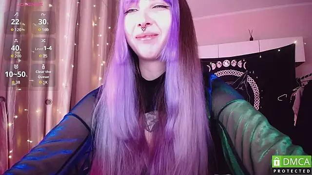 JustMeowGirl webcam