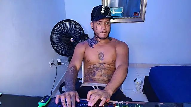 crow_black00 webcam