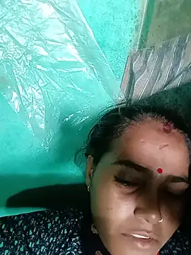 Radhika97A webcam