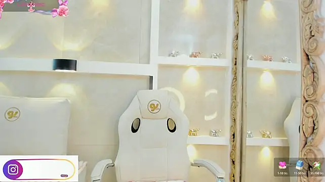 juliana_smithh webcam