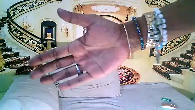 IndianSexcSmyle webcam