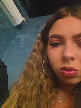 AylinRosee webcam