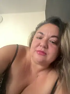 MikyVesela webcam