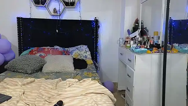 charlotte_077 webcam