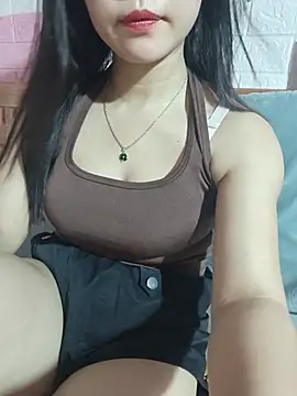 Ngocmai_lazdy webcam