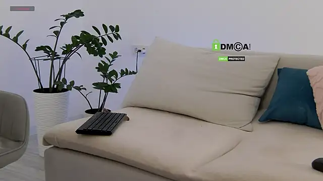 Fallinlove1 webcam