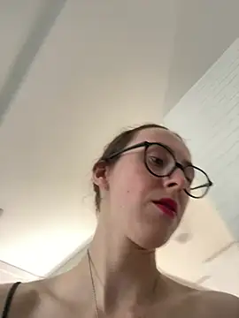 MartiniiSelenna webcam