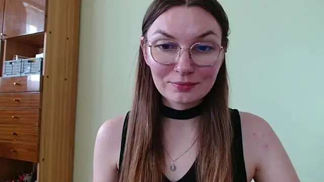 LooveELLYx webcam