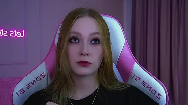 AgataFoxley webcam