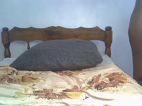 Azariaxxx webcam