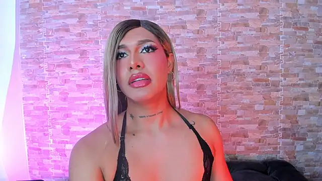 Dreams_Chloe webcam