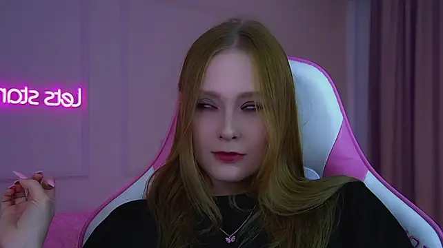 AgataFoxley live cam on StripChat