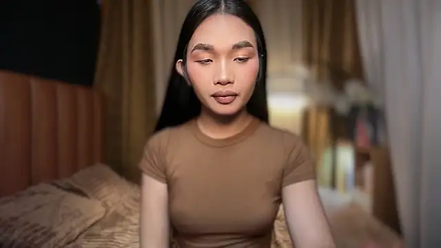 hugeasiancockandrea live cam on StripChat