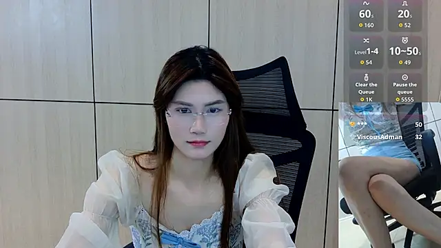 zhen-68 live cam on StripChat