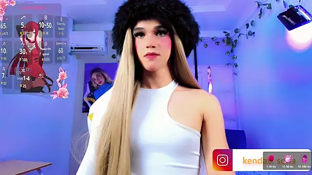 Sophiaa_doll_ webcam