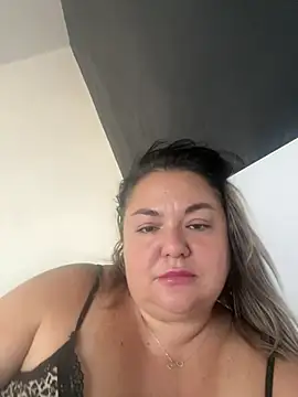 MikyVesela webcam