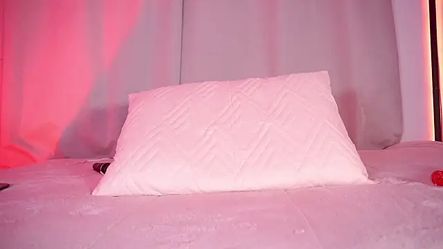 petitevictoria live sex cam