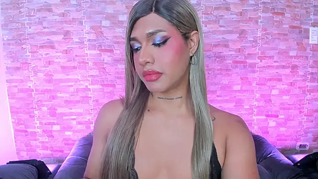 Dreams_Chloe webcam