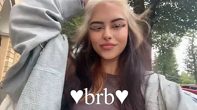 baby__kim webcam