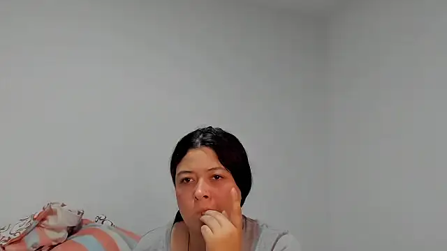 JulietaKane webcam