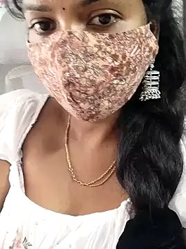 Lucky_077777 webcam