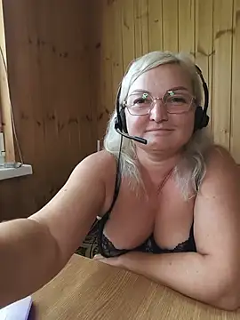 White-Chocolatte webcam