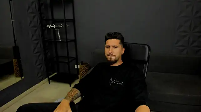 LoganStroud webcam