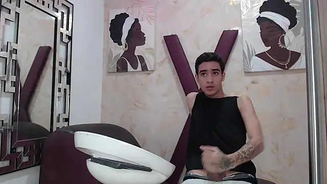 GOLDEN_BOSS webcam