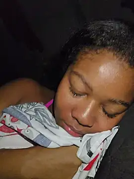 OriannaJames webcam
