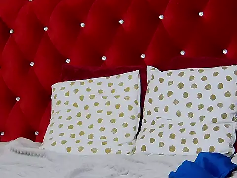 MillieConner webcam