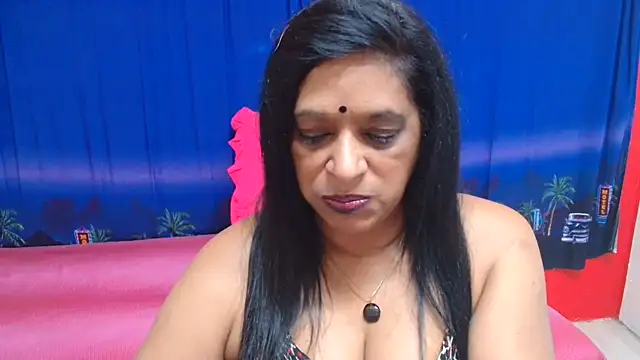 INDIANFUSION live cam on StripChat