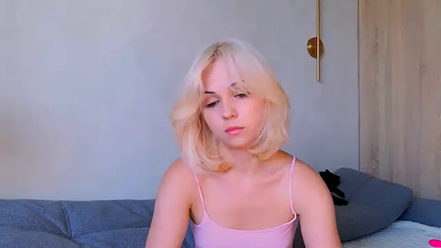 ElenaMonroe webcam