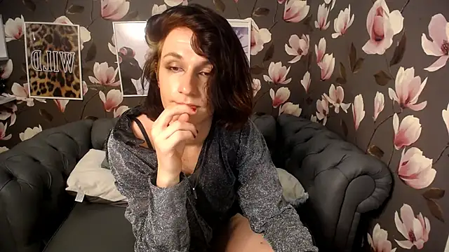 MickeQuinee webcam