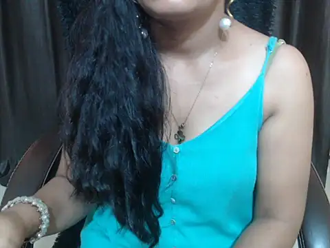 Kudi_Kiyara webcam