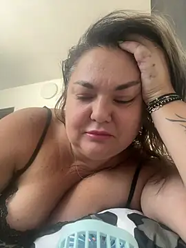 MikyVesela webcam