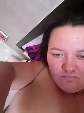 SunnyLeila2101 webcam