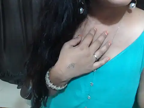 Kudi_Kiyara webcam