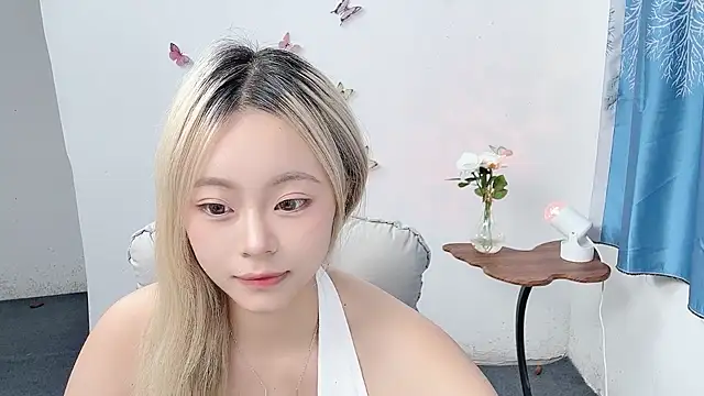 Emma668866