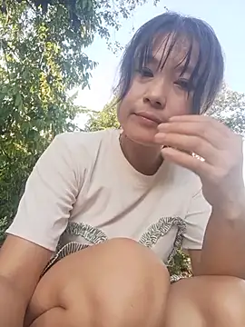 Linda-yiyi webcam