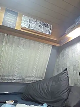 EmySkinny85 webcam