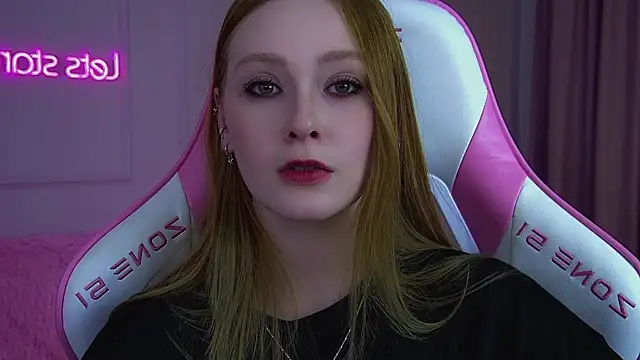 AgataFoxley webcam