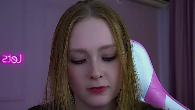 AgataFoxley webcam