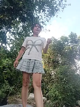 Linda-yiyi webcam